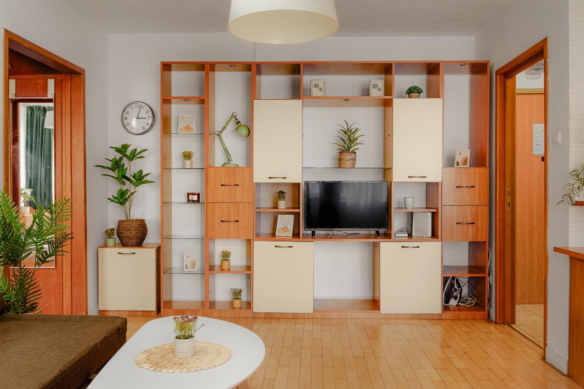 Old Town Chic 1 Bedroom W Self Check In Apartment Bucharest
